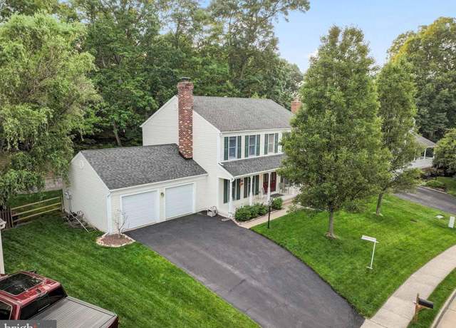 Property at 44 Bridgeport Cir, Stafford, VA 22554, 4 beds, 3.5 baths