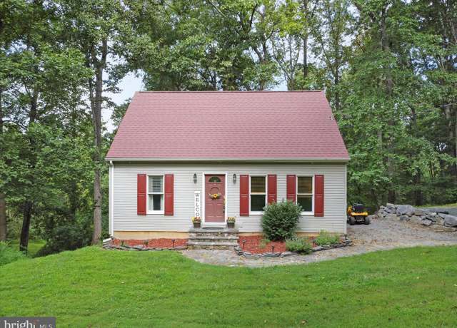 Property at 716 Sapwood Dr, Hedgesville, WV 25427, 3 beds, 2 baths