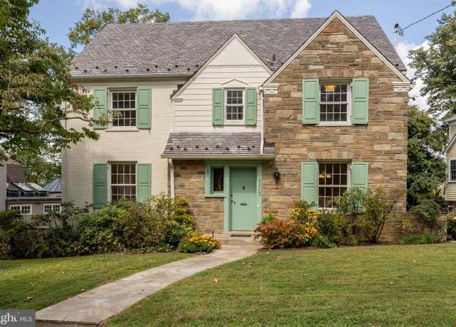Property at 4205 Warren St NW, Washington, DC 20016, 5 beds, 3.5 baths