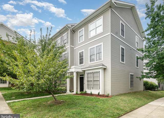 Property at 3239 Stanton Rd SE, Washington, DC 20020, 5 beds, 2.5 baths