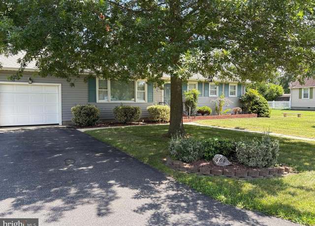 Property at 404 Harrington Ave, Harrington, DE 19952, 3 beds, 1 bath
