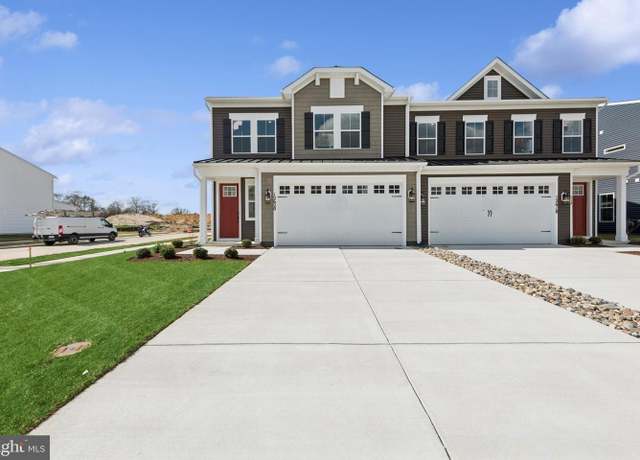 Property at 12636 Knolls Ln, Selbyville, DE 19975, 4 beds, 3.5 baths