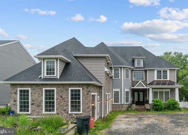 Property at 9136 Cowenton Ave, Perry Hall, MD 21128, 8 beds, 4.5 baths
