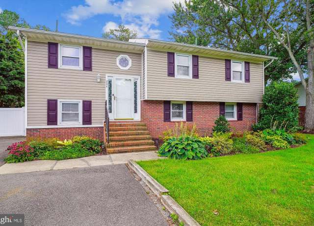 Property at 204 Skipper Ln, Chester, MD 21619, 6 beds, 3 baths