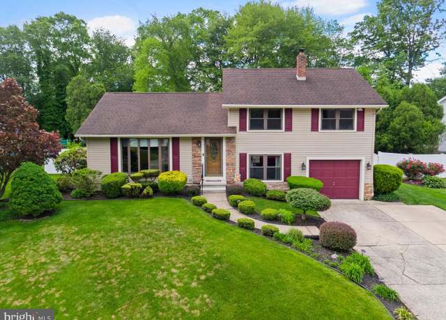 Property at 630 Greenbriar Dr, Williamstown, NJ 08094, 3 beds, 1.5 baths
