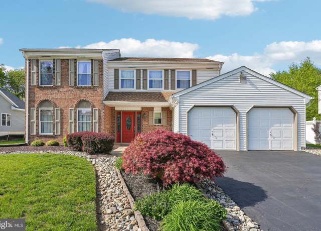 Property at 883 Jordan Dr, Bensalem, PA 19020, 4 beds, 2.5 baths