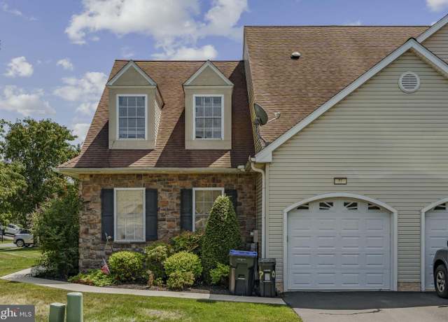 Property at 70 Waynebrook Dr, Honey Brook, PA 19344, 3 beds, 2.5 baths