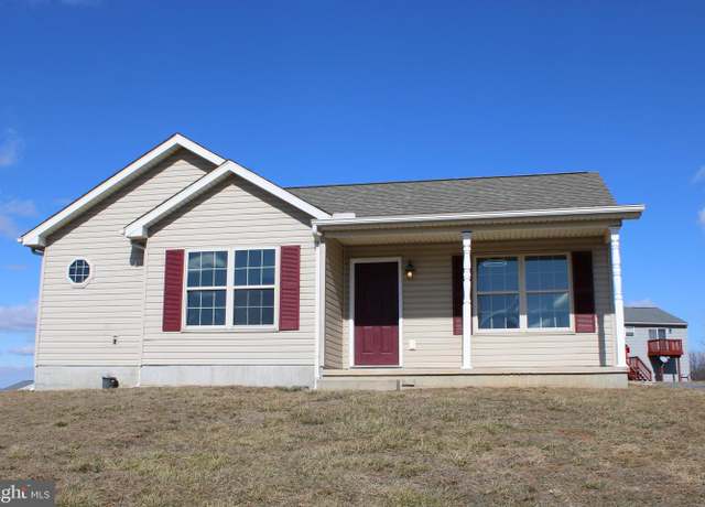 Property at 841 Rutherford Dr, Greencastle, PA 17225, 3 beds, 2 baths