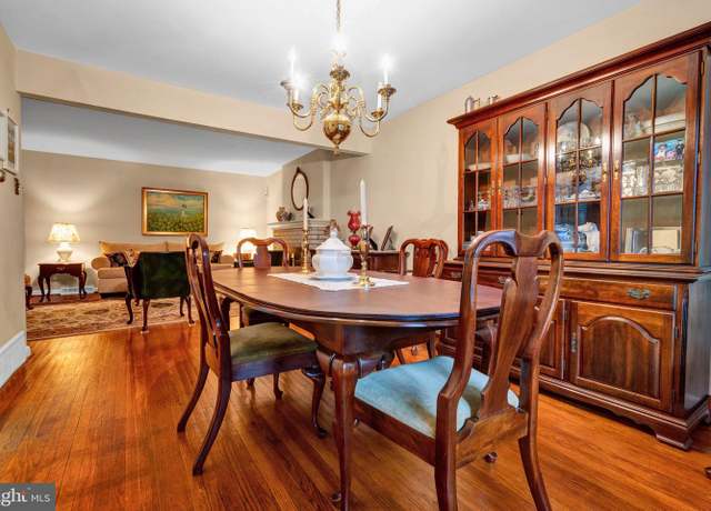 Property at 2939 W Germantown Pike, Norristown, PA 19403, 4 beds, 2.5 baths