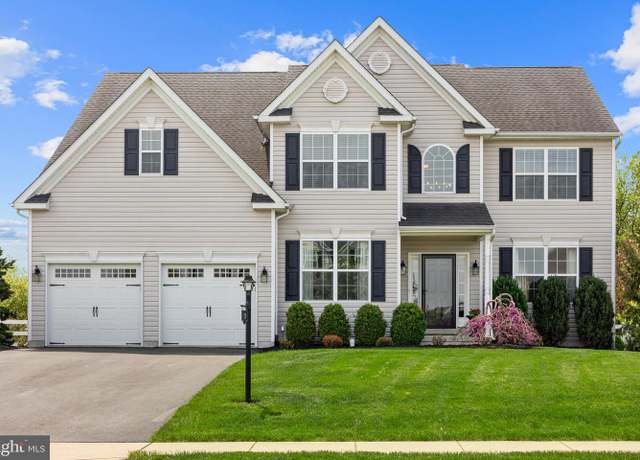 Property at 2289 Sterling Dr, Gilbertsville, PA 19525, 4 beds, 2.5 baths