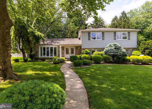 Property at 1018 Corn Crib Dr, Huntingdon Valley, PA 19006, 4 beds, 2.5 baths