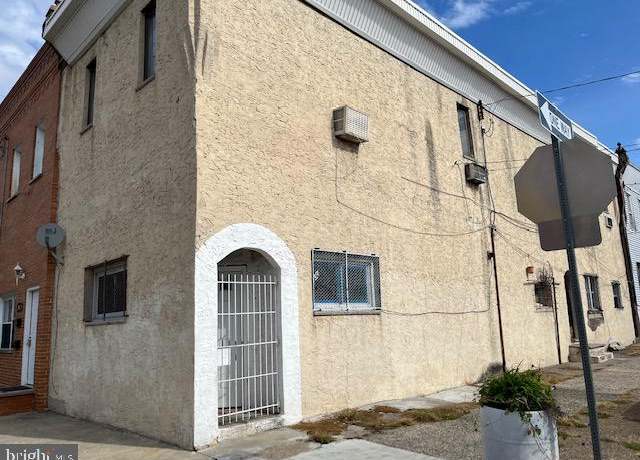 Property at 2141 S 5th St, Philadelphia, PA 19148, 4 beds