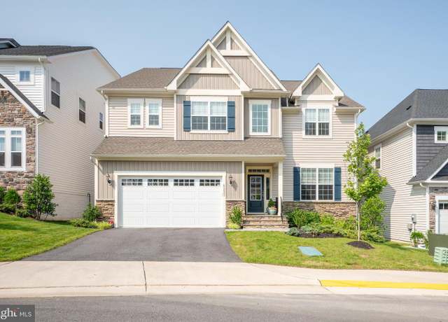 Property at 6233 Mcconnell Ln, West Springfield, VA 22152, 5 beds, 4.5 baths