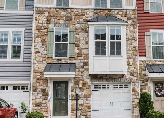 Property at 41686 Mcmonagle Sq, Aldie, VA 20105, 3 beds, 3 baths