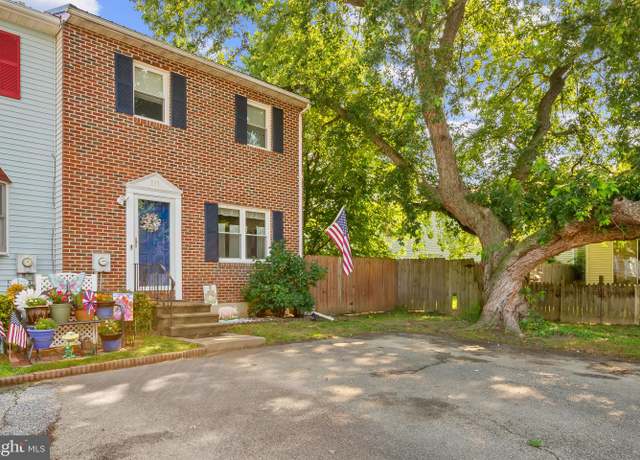 Property at 133 Hampton Dr, Dover, DE 19904, 3 beds, 1.5 baths