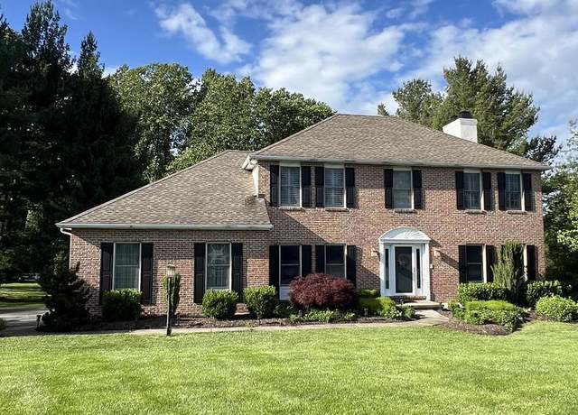 Property at 4 Pine Tree Ct, Hockessin, DE 19707, 4 beds, 3 baths