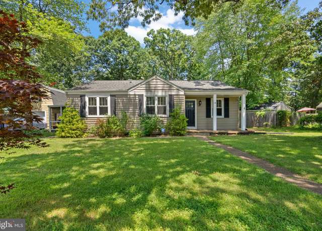 Property at 14 Fallon Dr, Pasadena, MD 21122, 3 beds, 2.5 baths