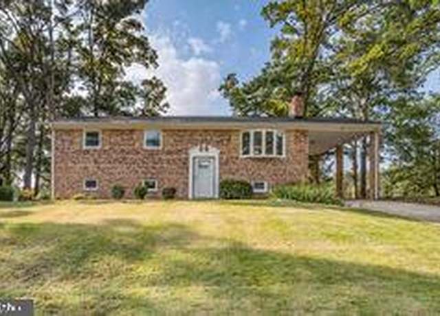 Property at 9664 Gwynndale Dr, Clinton, MD 20735, 4 beds, 3 baths