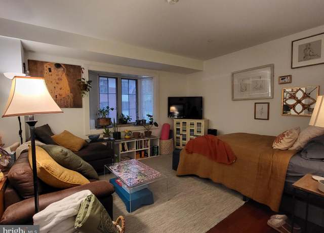 Property at 219-29 S 18th St #524, Philadelphia, PA 19103, 1 bath