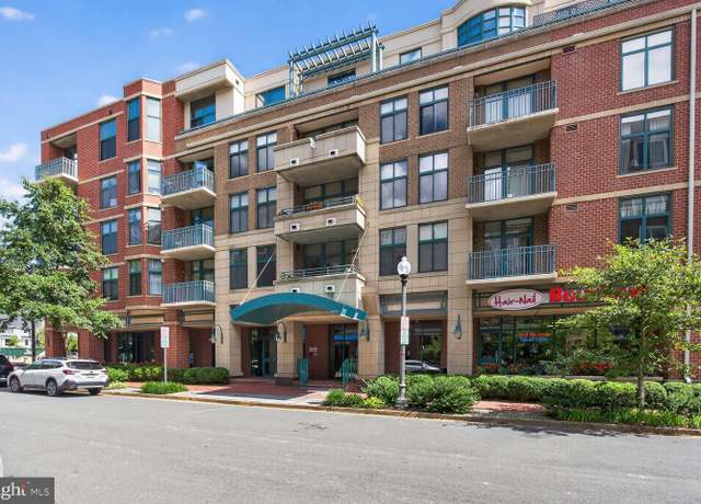 Property at 502 W Broad St #501, Falls Church, VA 22046, 2 beds, 2.5 baths
