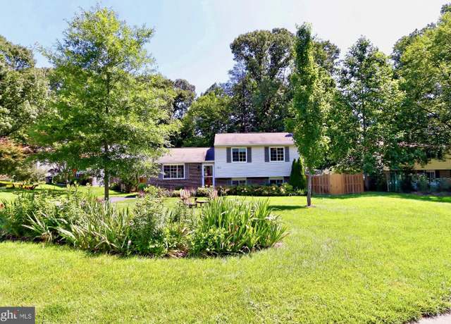 Property at 9813 Brightlea Dr, Vienna, VA 22181, 3 beds, 2.5 baths