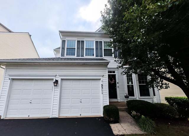 Property at 9311 Cougar Ct, Manassas Park, VA 20111, 5 beds, 3.5 baths