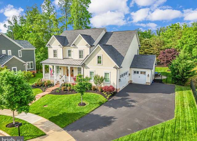 Property at 17063 Belle Isle Dr, Dumfries, VA 22026, 5 beds, 4.5 baths