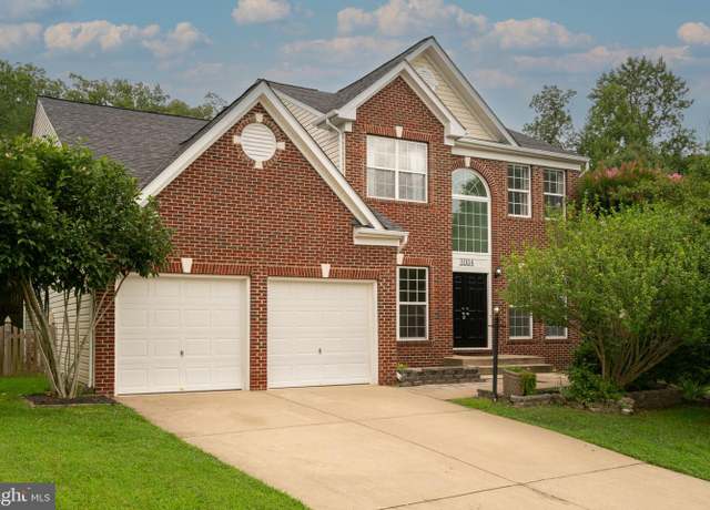 Property at 3004 Vidalia Ct, Dumfries, VA 22026, 4 beds, 3.5 baths