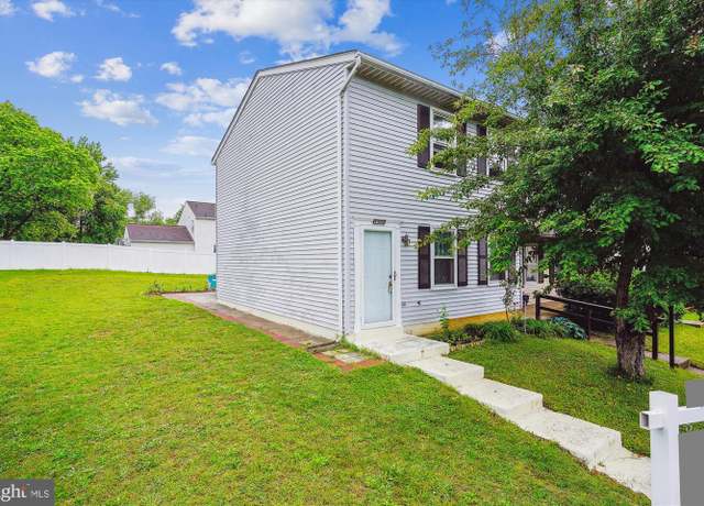 Property at 5200 Sweet Gum Ter, Fredericksburg, VA 22407, 2 beds, 1.5 baths