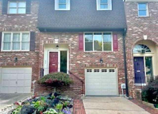 Property at 57 Rockford Rd, Wilmington, DE 19806, 3 beds, 3.5 baths
