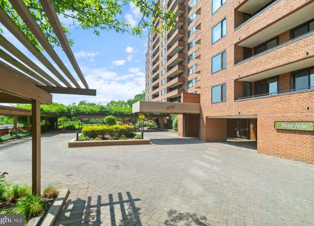 Property at 111 Hamlet Hill Rd #707, Baltimore, MD 21210, 1 bed, 1.5 baths