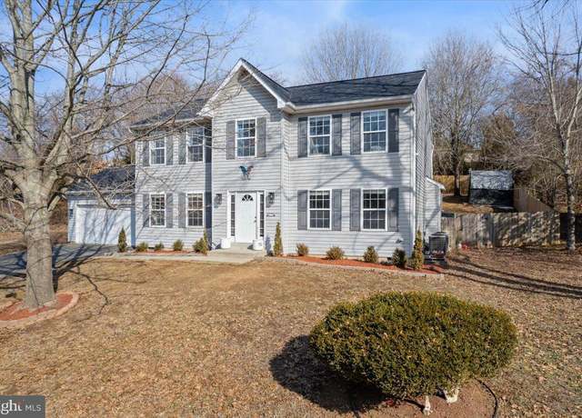 Property at 9404 Fendall Ln, Newburg, MD 20664, 4 beds, 2.5 baths