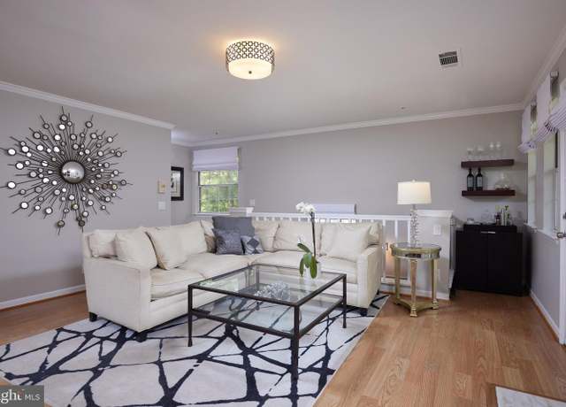 Property at 10823 Hampton Mill Ter #300, Rockville, MD 20852, 2 beds, 2.5 baths