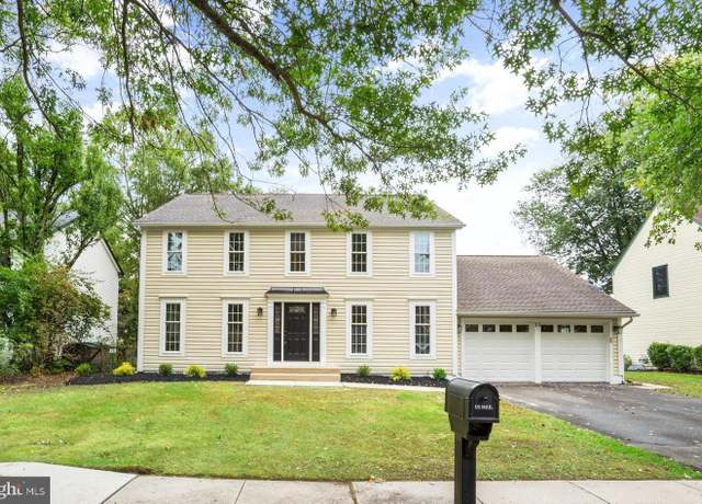 Property at 13 Progress Pl, Voorhees, NJ 08043, 4 beds, 2.5 baths