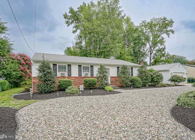 Property at 832 Maryland Ave, Deptford, NJ 08096, 3 beds, 1.5 baths
