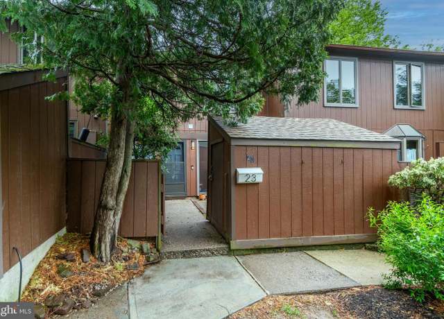 Property at 23 Eden Roc, New Hope, PA 18938, 2 beds, 1.5 baths