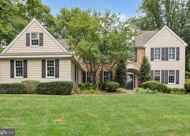 Property at 123 Greenhill Rd, West Chester, PA 19380, 4 beds, 3.5 baths