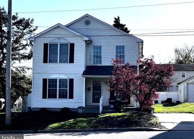 Property at 2610 Dumont Ave, Glenside, PA 19038, 3 beds, 2.5 baths