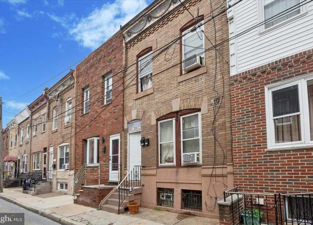 Property at 1833 Daly St, Philadelphia, PA 19145, 3 beds, 2.5 baths