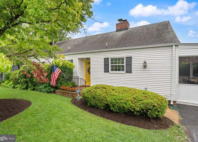 Property at 6018 25th Rd N, Arlington, VA 22207, 4 beds, 2.5 baths