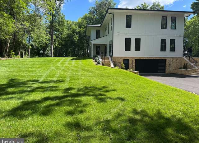 Property at 5005 Ravensworth Rd, Annandale, VA 22003, 5 beds, 5.5 baths