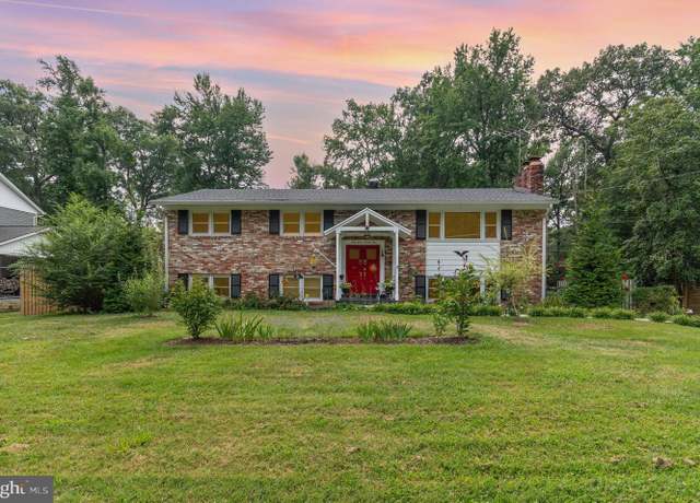 Property at 4323 Ferry Landing Rd, Alexandria, VA 22309, 6 beds, 3 baths