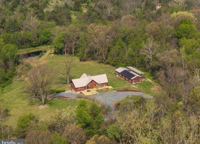 Property at 189 Oak Haven Ln, New Market, VA 22844, 4 beds, 3 baths
