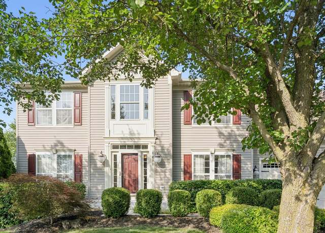 Property at 3801 Carlyle Ct, Fredericksburg, VA 22408, 0.5 baths