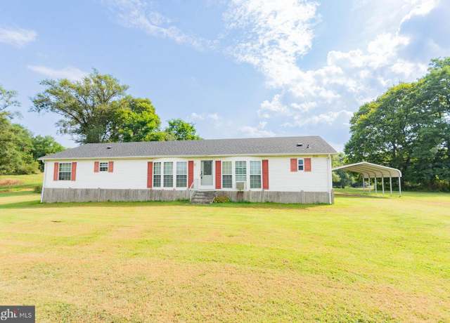 Property at 828 Shepherdstown Pike, Harpers Ferry, WV 25425, 3 beds, 3 baths