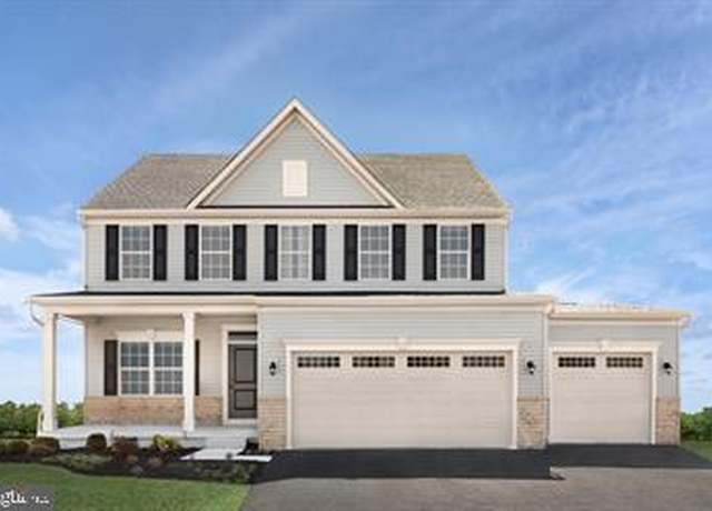 Property at 9715 Stewartown Rd Unit P02, Montgomery Village, MD 20886, 4 beds, 2.5 baths