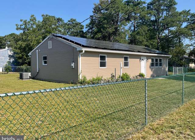 Property at 208 Wichita Trl, Browns Mills, NJ 08015, 3 beds, 1 bath