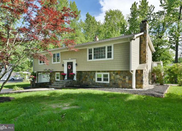 Property at 192 Bull Run Rd, Ewing, NJ 08638, 3 beds, 2.5 baths