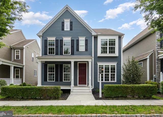 Property at 505 Shaw St, Mechanicsburg, PA 17050, 4 beds, 2.5 baths