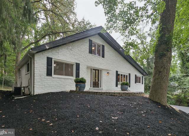 Property at 107 Bryn Mawr Ave, Newtown Square, PA 19073, 5 beds, 2.5 baths
